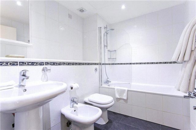  Image of 1 bedroom Flat to rent in Hertford Street London W1J at Hertford Street, Mayfair, W1J