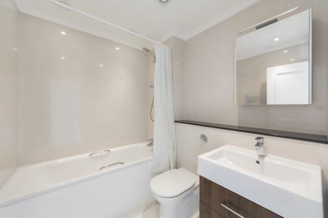  Image of 2 bedroom Flat to rent in Lexham Gardens London W8 at Lexham Gardens, South Kensington, W8