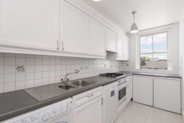  Image of 2 bedroom Flat to rent in Lexham Gardens London W8 at Lexham Gardens, South Kensington, W8