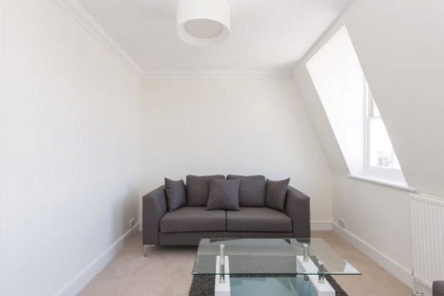  Image of 2 bedroom Flat to rent in Lexham Gardens London W8 at Lexham Gardens, South Kensington, W8