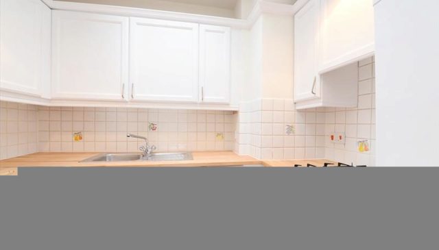  Image of 2 bedroom Flat to rent in Lexham Gardens London W8 at Lexham Gardens, South Kensington, W8