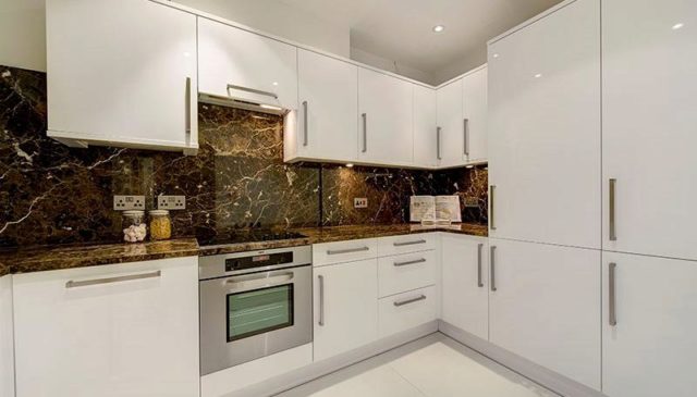  Image of 2 bedroom Flat to rent in Lexham Gardens London W8 at Lexham Gardens, South Kensington, W8