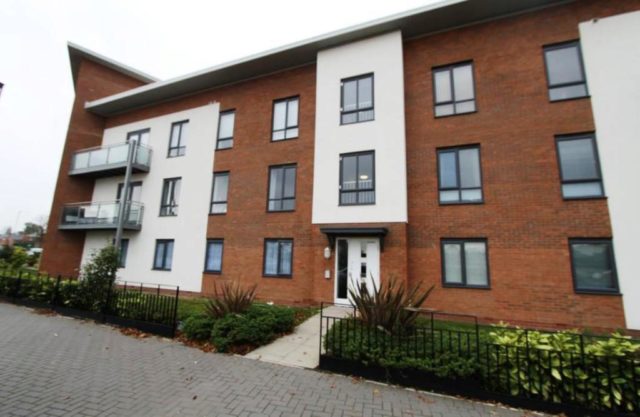 Image of 2 bedroom Flat to rent in Akron Drive Wolverhampton WV10 at Akron Drive, Wolverhampton