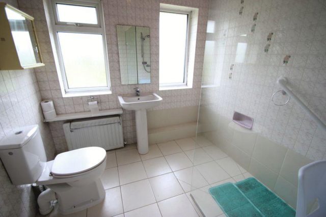  Image of 2 bedroom Bungalow for sale in Ash Rise Stafford ST17 at Ash Rise, Moss Pit, Stafford.