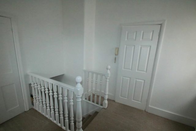  Image of 2 bedroom Flat for sale in Blenheim Park Road South Croydon CR2 at Blenheim Park Road, South Croydon