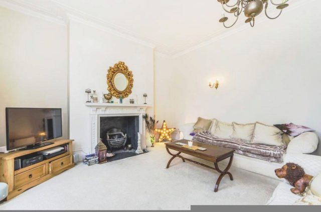  Image of 2 bedroom Flat to rent in Stanhope Gardens London SW7 at Stanhope Gardens, South Kensington, SW7