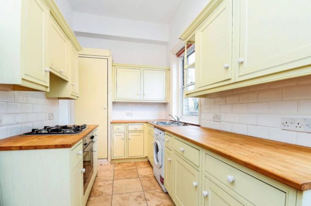  Image of 2 bedroom Flat to rent in Stanhope Gardens London SW7 at Stanhope Gardens, South Kensington, SW7