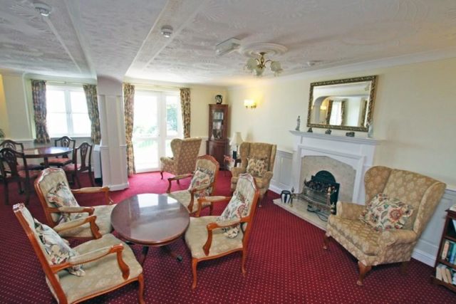  Image of 2 bedroom Retirement Property for sale in De Moulham Road Swanage BH19 at De Moulham Road, Swanage