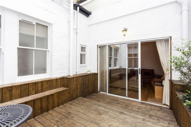  Image of 1 bedroom Flat to rent in Hertford Street London W1J at Hertford Street, Mayfair, W1J