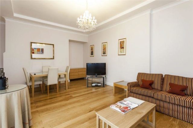  Image of 1 bedroom Flat to rent in Hertford Street London W1J at Hertford Street, Mayfair, W1J