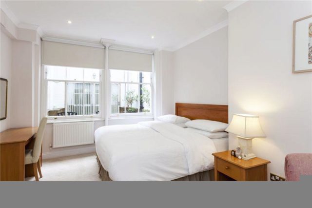  Image of 1 bedroom Flat to rent in Hertford Street London W1J at Hertford Street, Mayfair, W1J