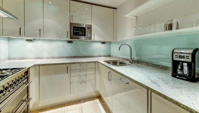  Image of 1 bedroom Flat to rent in Young Street London W8 at Imperial House, Young Street, Kensington, W8