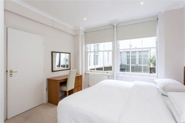  Image of 1 bedroom Flat to rent in Hertford Street London W1J at Hertford Street, Mayfair, W1J