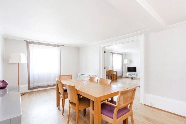  Image of 2 bedroom Flat to rent in Hertford Street London W1J at Hertford Street, Mayfair, W1J