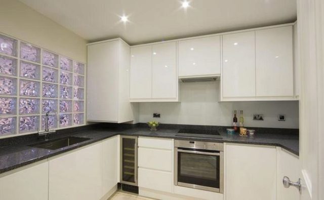  Image of 2 bedroom Flat to rent in Park Walk London SW10 at Peony Court Apartments, Park Walk, Chelsea, SW10