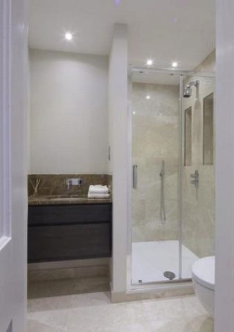  Image of 2 bedroom Flat to rent in Park Walk London SW10 at Peony Court Apartments, Park Walk, Chelsea, SW10