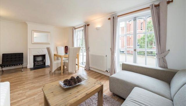  Image of 2 bedroom Flat to rent in Park Walk London SW10 at Peony Court Apartments, Park Walk, Chelsea, SW10