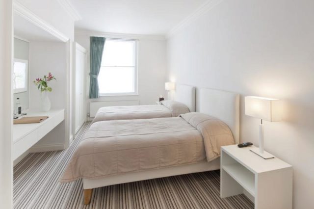  Image of 2 bedroom Flat to rent in Hertford Street London W1J at Hertford Street, Mayfair, W1J