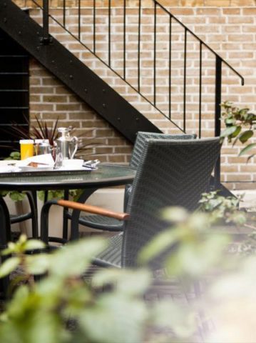  Image of 2 bedroom Flat to rent in Hertford Street London W1J at Hertford Street, Mayfair, W1J