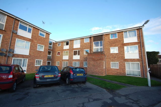  Image of 2 bedroom Flat for sale in Snowdrop Close Springfield Chelmsford CM1 at Snowdrop Close, Springfield, Chelmsford, Essex, CM1