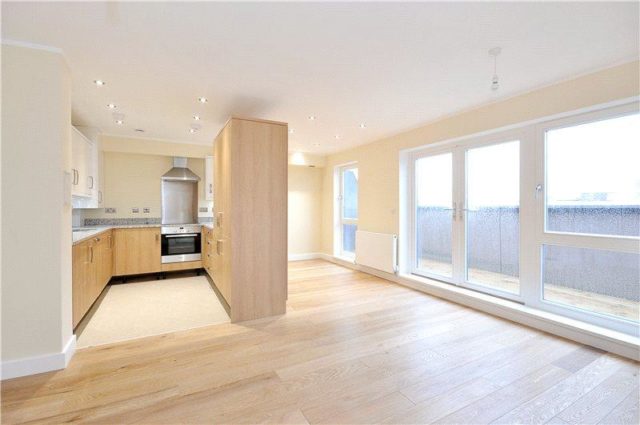 Image of 2 bedroom Flat to rent in Osborn Street London E1 at Osborn Street, London, E1