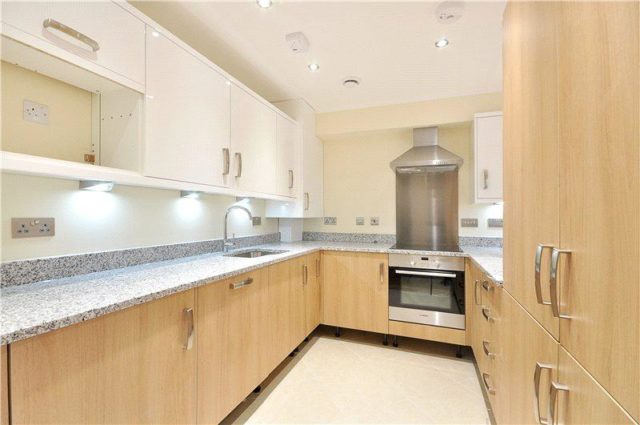  Image of 2 bedroom Flat to rent in Osborn Street London E1 at Osborn Street, London, E1