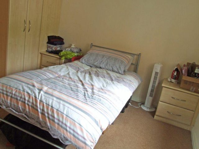 Image of 2 bedroom Flat to rent in Hedgerow Close Redditch B98 at Hedgerow Close, Greenlands, Redditch