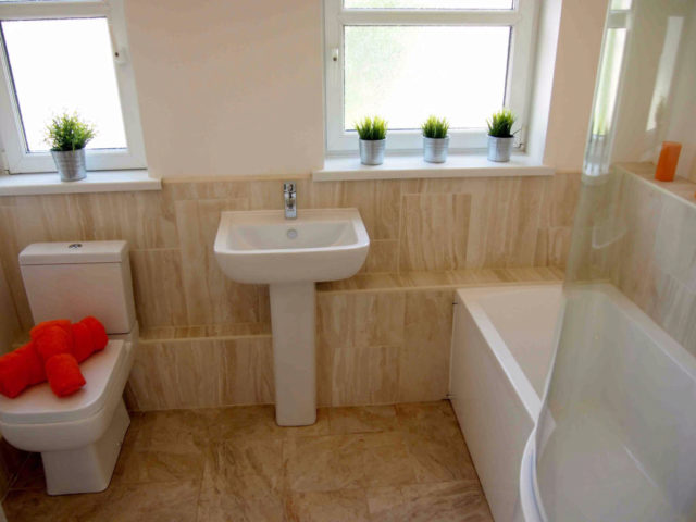  Image of 3 bedroom Bungalow for sale in Lletty Dafydd Clyne Neath SA11 at Lletty Dafydd, Clyne, Neath, Castell-nedd Port Talbot, SA11