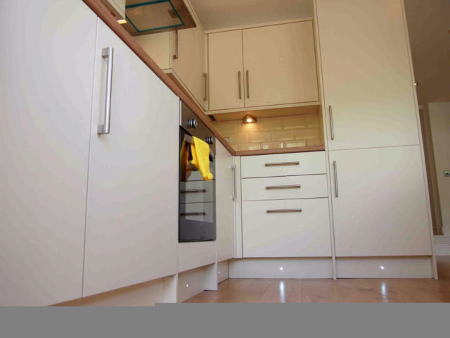  Image of 3 bedroom Bungalow for sale in Lletty Dafydd Clyne Neath SA11 at Lletty Dafydd, Clyne, Neath, Castell-nedd Port Talbot, SA11