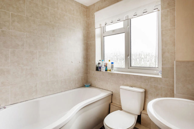  Image of 4 bedroom End of Terrace for sale in Springfield Road Edenbridge TN8 at Springfield Road, Edenbridge, TN8