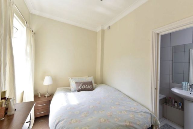  Image of 1 bedroom Flat to rent in Commercial Road London E14 at Commercial Road, Limehouse, E14