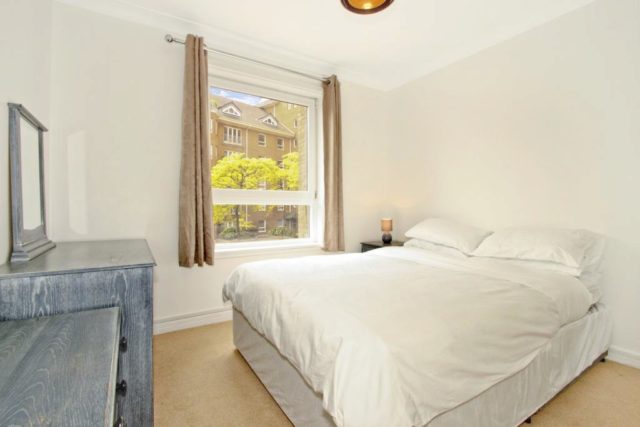  Image of 1 bedroom Flat to rent in Homer Drive London E14 at Mercury Court, Homer Driver, Isle of Dogs, E14