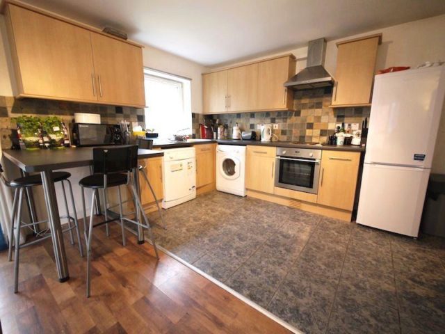 Image of 1 bedroom Houses to rent in Westferry Road London E14 at Windmill House, Westferry Road, Canary Wharf, E14