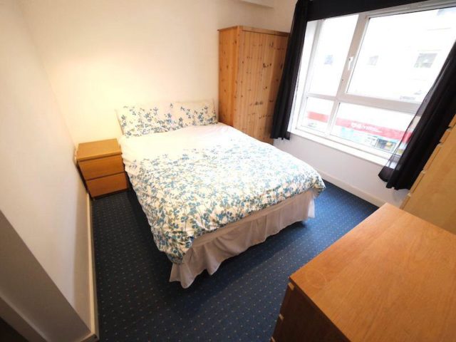  Image of 1 bedroom Houses to rent in Westferry Road London E14 at Windmill House, Westferry Road, Canary Wharf, E14