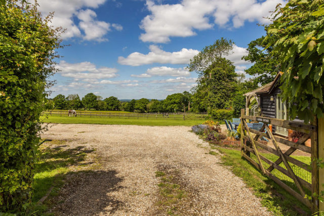  Image of 4 bedroom Semi-Detached house for sale in Pigdown Lane Hever Edenbridge TN8 at Pigdown Lane, Hever, TN8