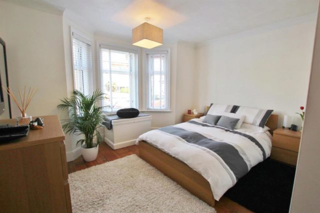  Image of 1 bedroom Flat for sale in Oakwood Road Bournemouth BH9 at Oakwood Road, Moordown, Bournemouth