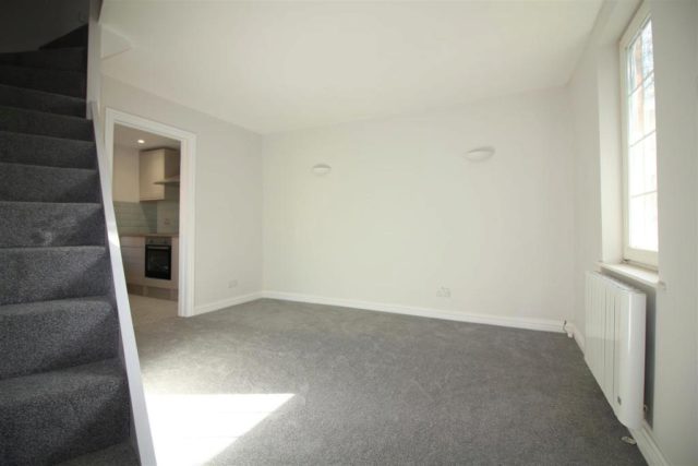  Image of 2 bedroom End of Terrace for sale in St. Marys Row Aylesbury HP20 at St. Marys Row, Aylesbury