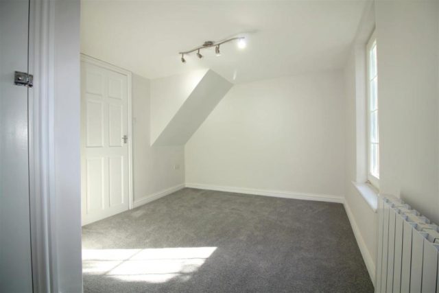  Image of 2 bedroom End of Terrace for sale in St. Marys Row Aylesbury HP20 at St. Marys Row, Aylesbury