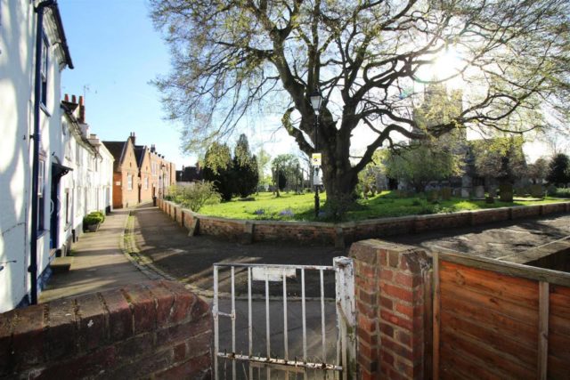  Image of 2 bedroom End of Terrace for sale in St. Marys Row Aylesbury HP20 at St. Marys Row, Aylesbury