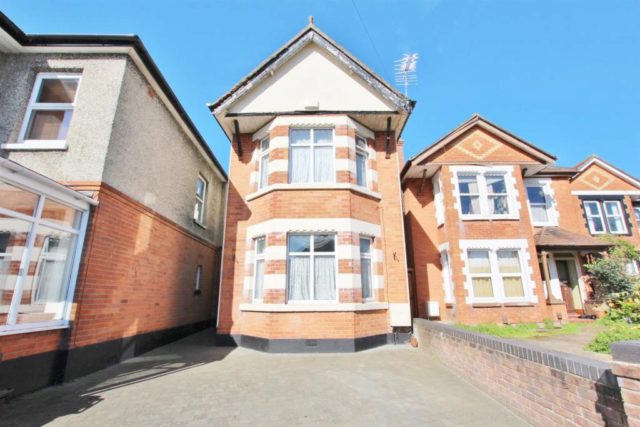 Image of 3 bedroom Detached house for sale in Bingham Road Winton Bournemouth BH9 at Bingham Road, Winton, Bournemouth