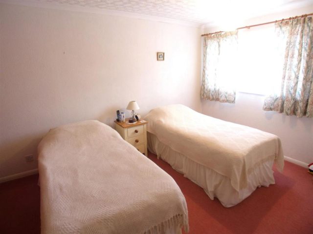  Image of 3 bedroom Terraced house for sale in Northolt Avenue Bishop