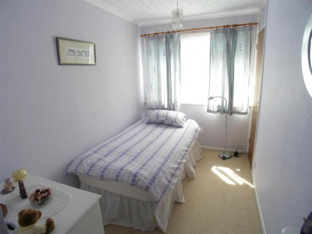  Image of 3 bedroom Terraced house for sale in Northolt Avenue Bishop