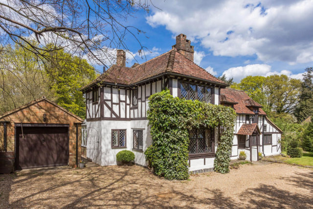  Image of 5 bedroom Detached house for sale in Snow Hill Crawley Down Crawley RH10 at Snow Hill, Crawley Down, RH10