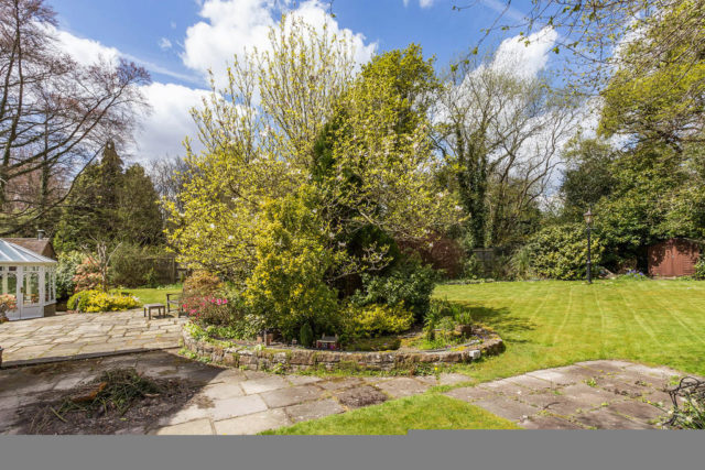  Image of 5 bedroom Detached house for sale in Snow Hill Crawley Down Crawley RH10 at Snow Hill, Crawley Down, RH10