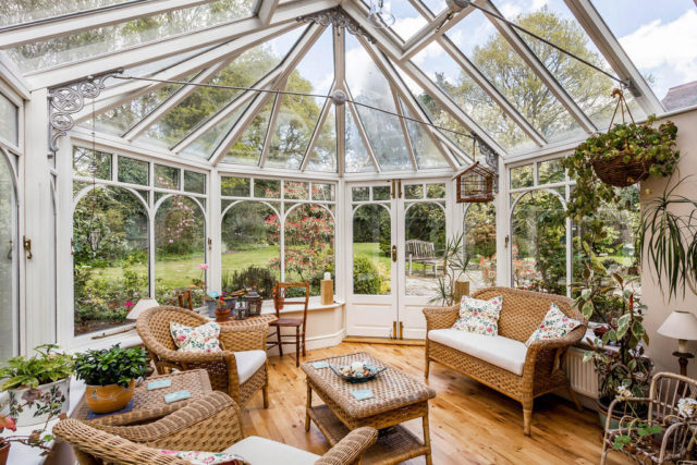  Image of 5 bedroom Detached house for sale in Snow Hill Crawley Down Crawley RH10 at Snow Hill, Crawley Down, RH10