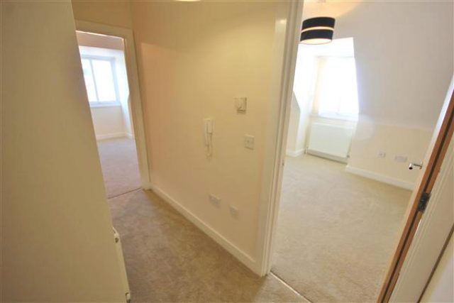  Image of 1 bedroom Flat for sale in Richmond Road Parkstone Poole BH14 at Richmond Road, Poole