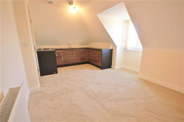  Image of 1 bedroom Flat for sale in Richmond Road Parkstone Poole BH14 at Richmond Road, Poole
