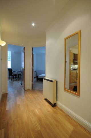  Image of 1 bedroom Flat to rent in Belvedere Road London SE1 at 1c Belvedere Road, County Hall Apartments, Waterloo, London, SE1