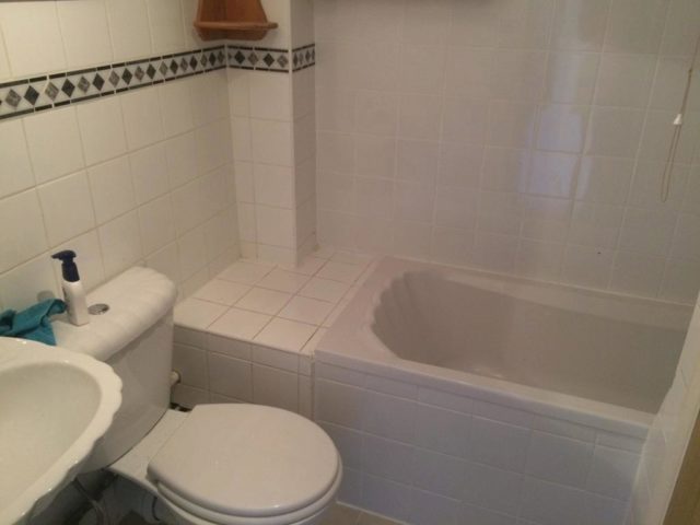  Image of 1 bedroom Flat to rent in Harp Island Close London NW10 at One Double Bedroom Flat Wembley
