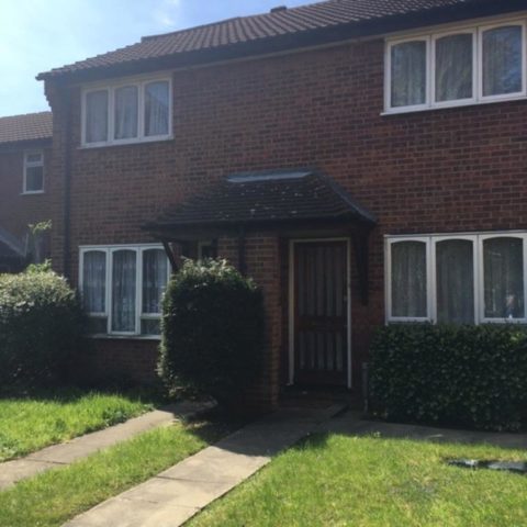  Image of 2 bedroom Semi-Detached house to rent in Springwood Crescent Edgware HA8 at Two Bedroom Semi-Detached House Edgware